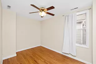 2238 W 21st Pl, Chicago, IL 60608 - Photo 9