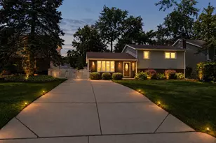 786 N Parker St, Elmhurst, IL 60126 - Photo 1