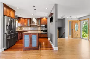 786 N Parker St, Elmhurst, IL 60126 - Photo 5