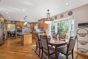 2506 Highland Dr, Palatine, IL 60067 - Photo 7