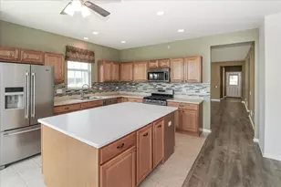 13024 Redstone Dr, Huntley, IL 60142 - Photo 11