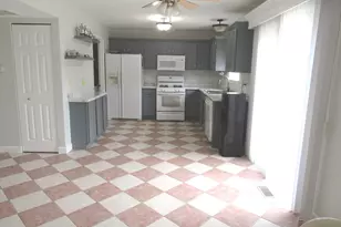 1418 Ridge Rd, South Elgin, IL 60177 - Photo 7
