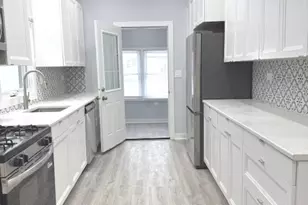 2442 N Lawndale Ave, Chicago, IL 60647 - Photo 15