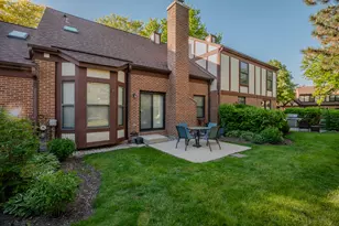 2807 Brighton Ct, Westchester, IL 60154 - Photo 9
