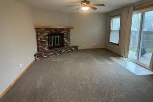590 Alice Pl, Elgin, IL 60123 - Photo 11