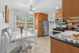 4501 Concordia Ct, Midlothian, IL 60445 - Photo 7