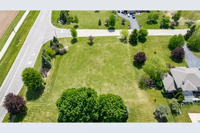 2600 Sanctuary Lane, Spring Grove, IL 60081 - Photo 7