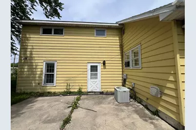 529 N 2nd Street, Watseka, IL 60970 - Photo 15