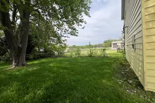 529 N 2nd St, Watseka, IL 60970 - Photo 13