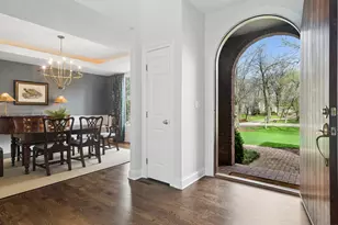 425 Brookmont Ln, North Barrington, IL 60010 - Photo 3