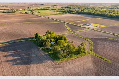 30624 Gils Road, Minier, IL 61759 - Photo 9