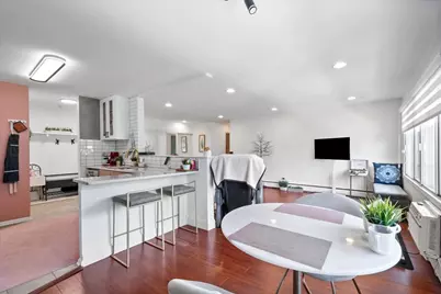 920 E Old Willow Road #202, Prospect Heights, IL 60070 - Photo 9