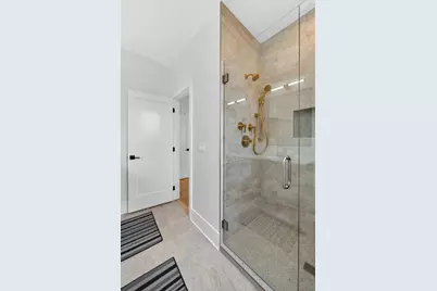 1728 N Sawyer Avenue #A, Chicago, IL 60647 - Photo 27