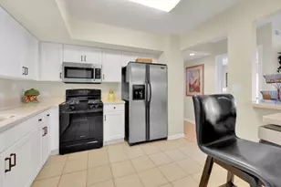 635 Perrie Dr, Elk Grove Village, IL 60007 - Photo 7