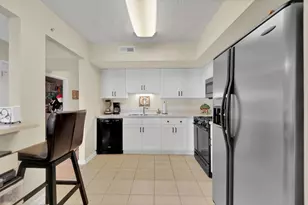 635 Perrie Dr, Elk Grove Village, IL 60007 - Photo 5