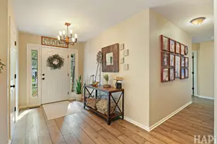 326 Garrison Cir, Port Barrington, IL 60010 - Photo 3