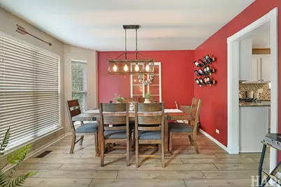 326 Garrison Circle, Port Barrington, IL 60010 - Photo 9