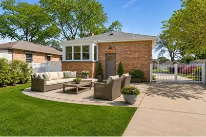 7504 W Jonquil Terrace, Niles, IL 60714 - Photo 17