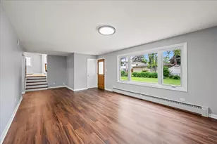 1400 E Ironwood Dr, Mount Prospect, IL 60056 - Photo 13