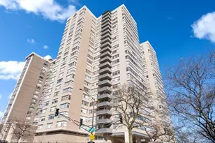 6301 N Sheridan Rd, Chicago, IL 60660 - Photo 1