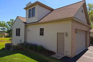 1117 Pinehurst Ct, Antioch, IL 60002 - Photo 7