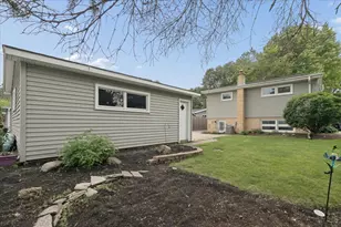 314 Drake St, Libertyville, IL 60048 - Photo 25