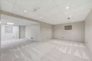 530 Olesen Dr, Naperville, IL 60540 - Photo 27