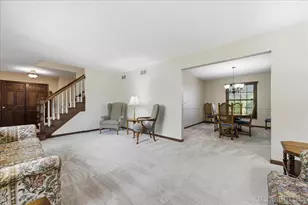 530 Olesen Dr, Naperville, IL 60540 - Photo 17
