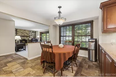 530 Olesen Drive, Naperville, IL 60540 - Photo 9