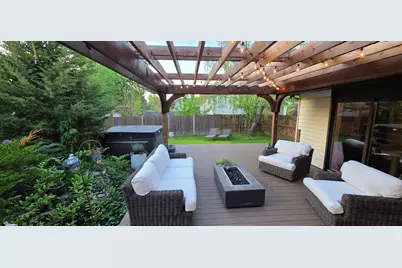 3902 N Galesburg Avenue, Arlington Heights, IL 60004 - Photo 35