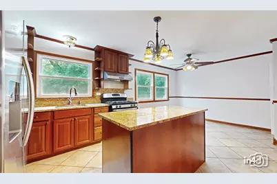 2745 Covert Road, Glenview, IL 60025 - Photo 9