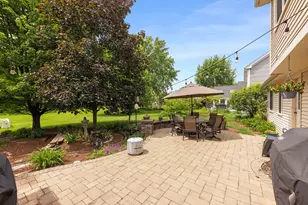 2012 Cromwell Dr, Wheaton, IL 60189 - Photo 31