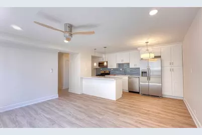 3950 N Lake Shore Drive #1207, Chicago, IL 60613 - Photo 11