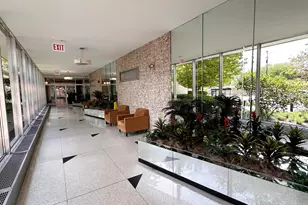 3950 N Lake Shore Dr, Chicago, IL 60613 - Photo 5