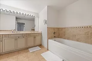 1525 S Sangamon St, Chicago, IL 60608 - Photo 29