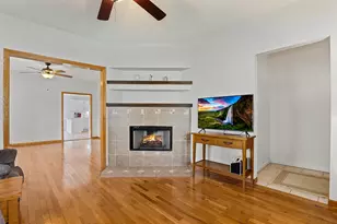 2855 Glenwood Lansing Rd, Lynwood, IL 60411 - Photo 9