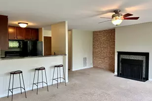 5900 Oakwood Dr, Lisle, IL 60532 - Photo 5