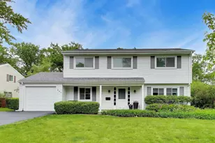 409 Willow Ave, Deerfield, IL 60015 - Photo 1