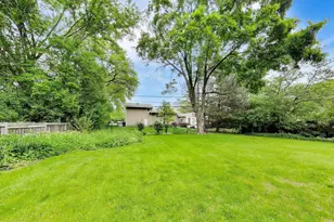 409 Willow Ave, Deerfield, IL 60015 - Photo 21