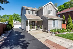1615 N Sheridan Rd, Waukegan, IL 60085 - Photo 1