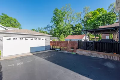 1615 N Sheridan Road, Waukegan, IL 60085 - Photo 29