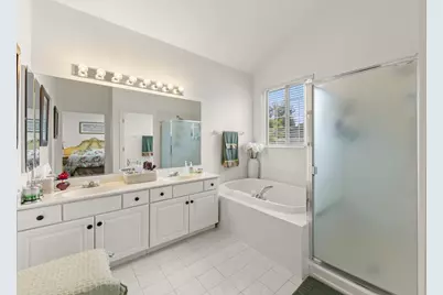 1610 Astor Avenue, Oakbrook Terrace, IL 60181 - Photo 15