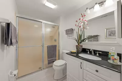 1610 Astor Avenue, Oakbrook Terrace, IL 60181 - Photo 21