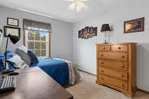 1318 Nantucket Ct, Carol Stream, IL 60188 - Photo 15