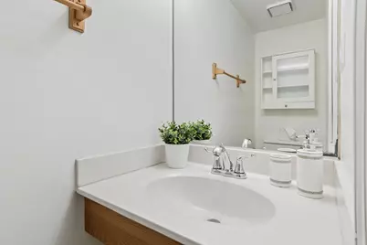 1318 Nantucket Court, Carol Stream, IL 60188 - Photo 11