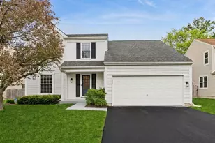 1318 Nantucket Ct, Carol Stream, IL 60188 - Photo 1