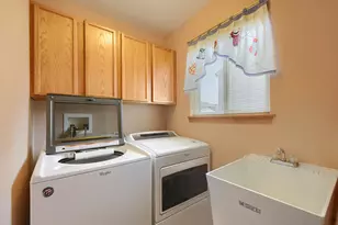 9762 Bennington Dr, Huntley, IL 60142 - Photo 11