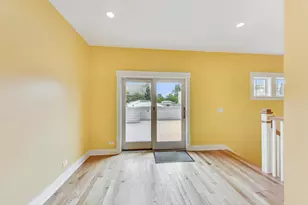 8101 Floral Ave, Skokie, IL 60077 - Photo 29