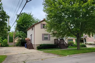 19 N Webster St, Naperville, IL 60540 - Photo 17