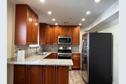 8052 N Oriole Avenue #G, Niles, IL 60714 - Photo 3